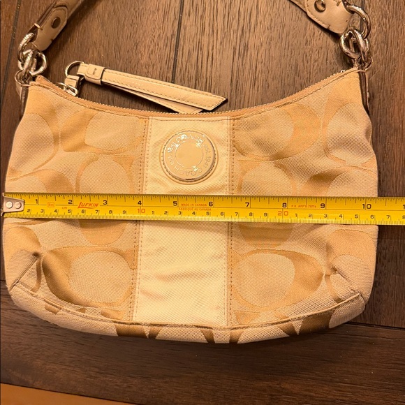 Vintage Authentic Coach purse - Picture 14 of 16